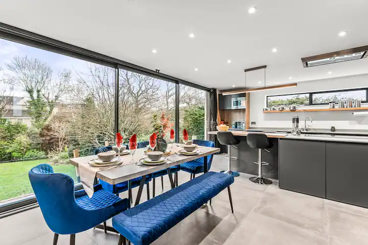 4c4e23ea-a79e-44c0-ac39-40f956c34e88